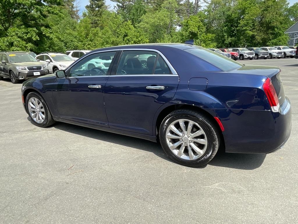 Chrysler 300  2015