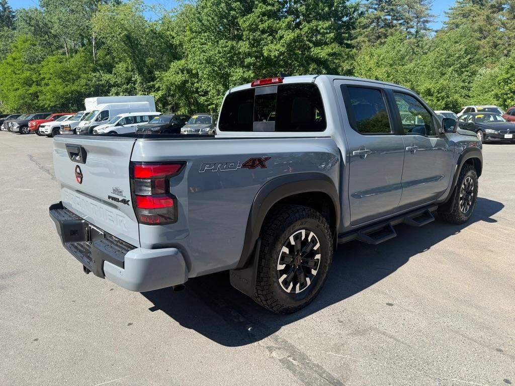 Nissan Frontier  2024