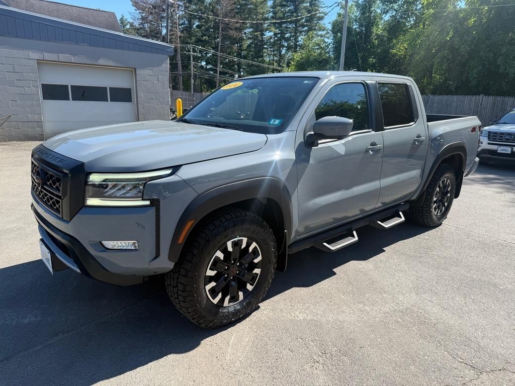 Nissan Frontier  2024