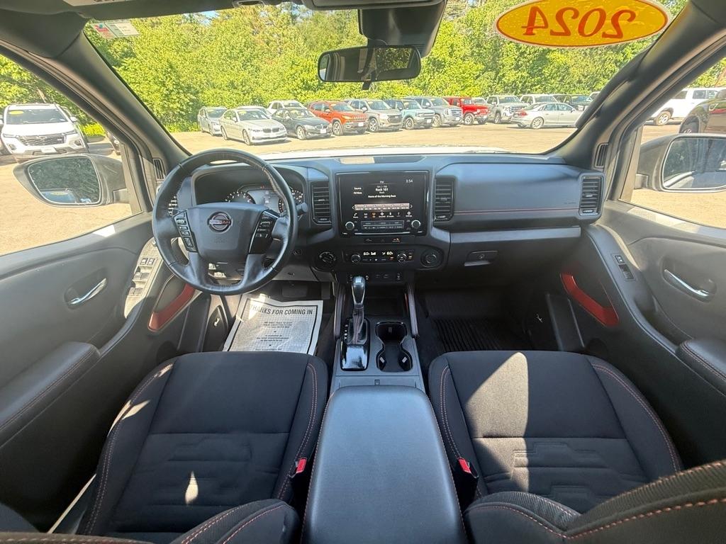 Nissan Frontier  2024
