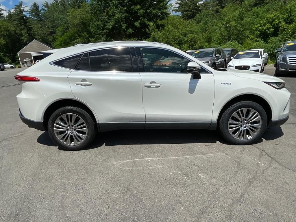 Toyota Venza  2021