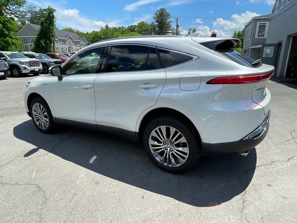 Toyota Venza  2021