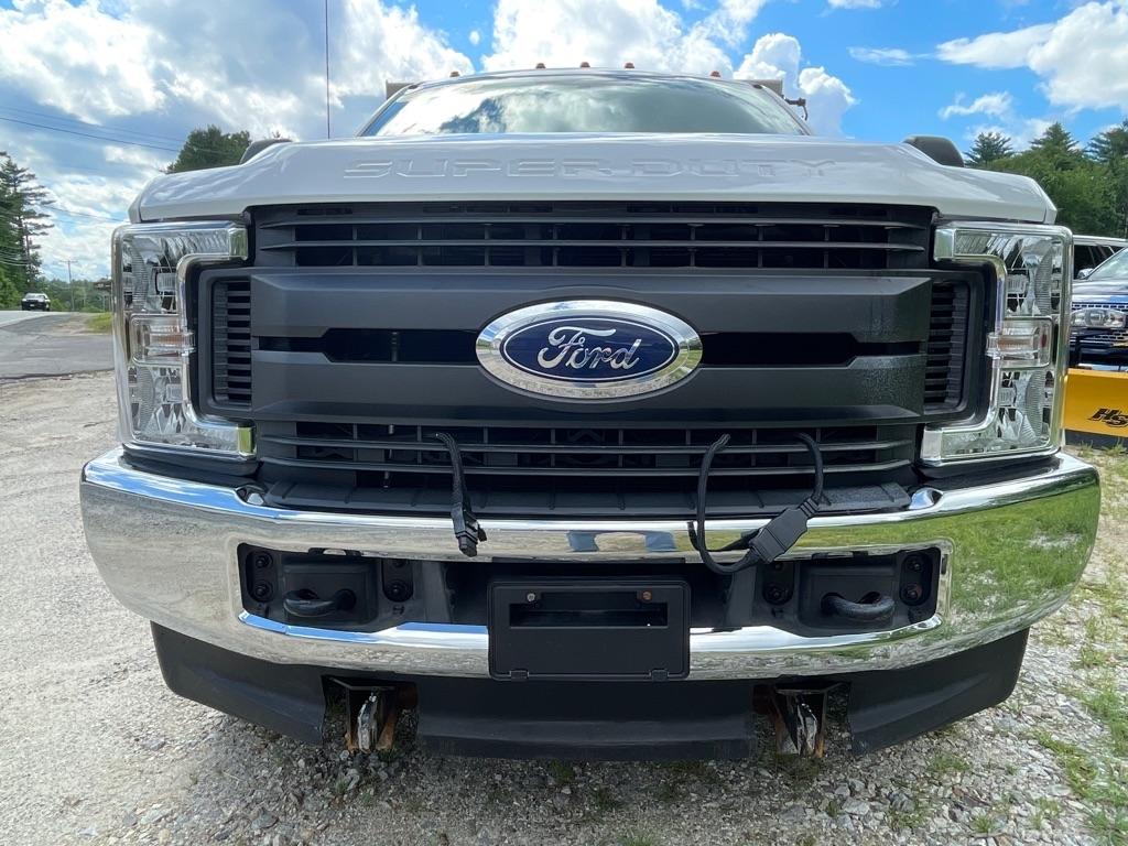 Ford Super Duty F-350 DRW  2017