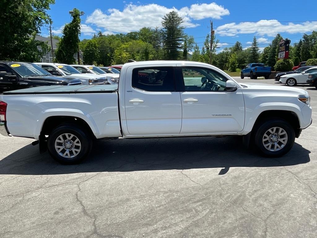 Toyota Tacoma  2018