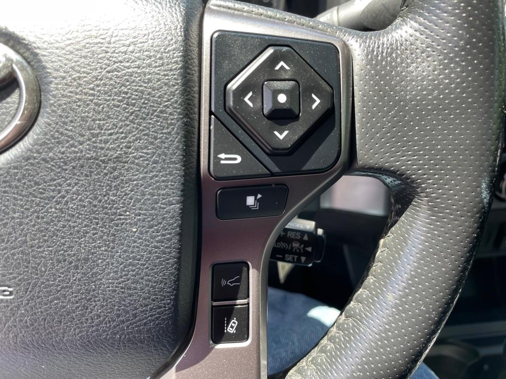 Toyota Tacoma  2018