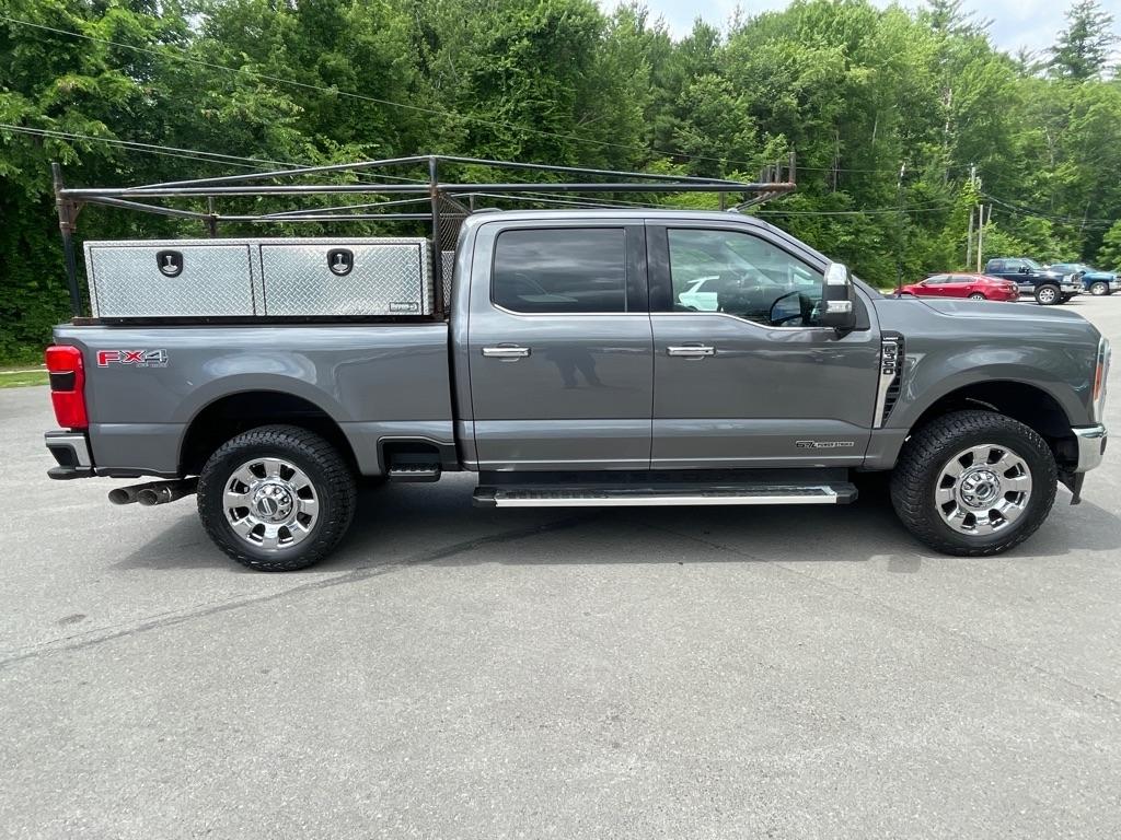 Ford Super Duty F-350 SRW  2023