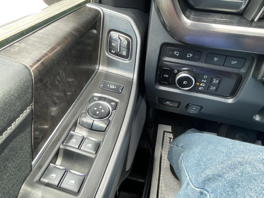 Ford Super Duty F-350 SRW  2023