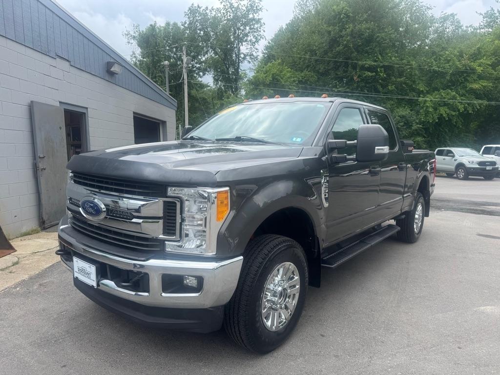 Ford Super Duty F-250 SRW  2017