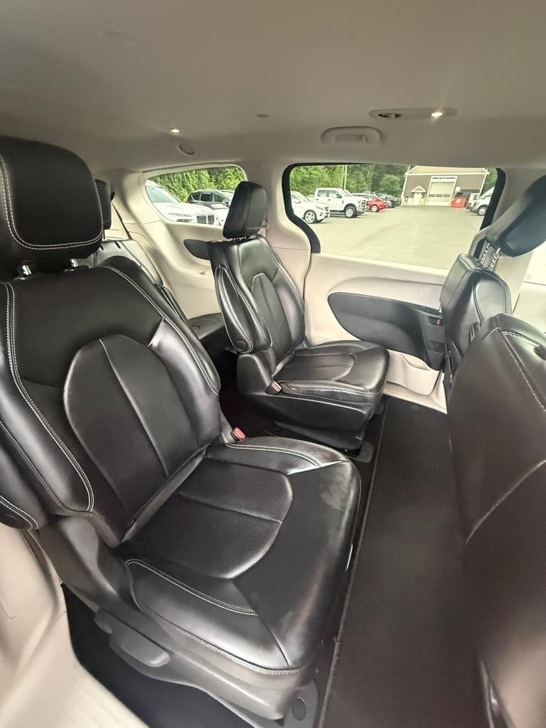 Chrysler Pacifica  2023