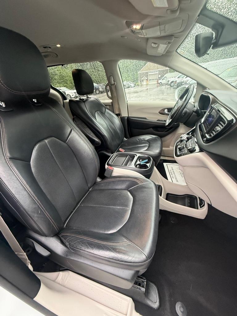 Chrysler Pacifica  2018