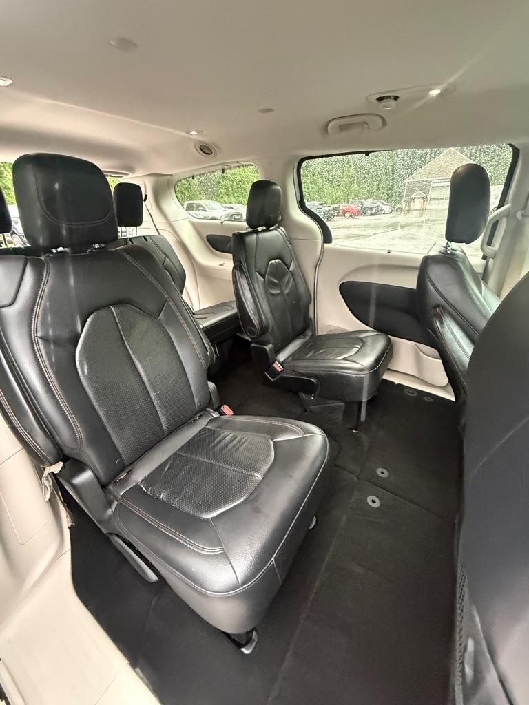 Chrysler Pacifica  2018
