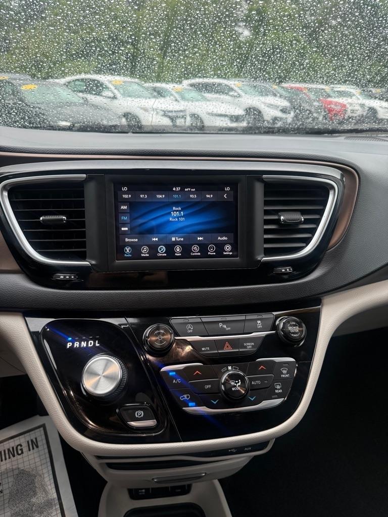 Chrysler Pacifica  2018