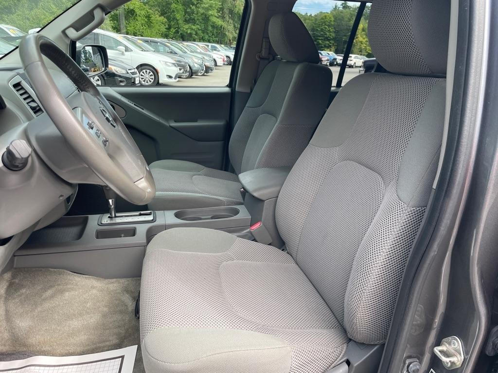 Nissan Frontier  2016