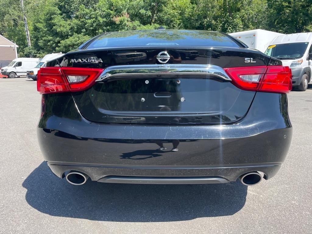 Nissan Maxima  2018