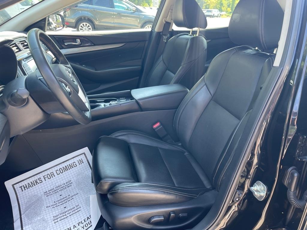 Nissan Maxima  2018