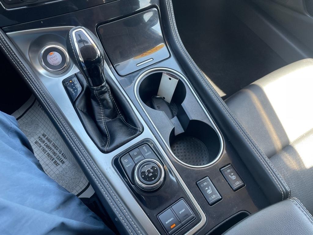 Nissan Maxima  2018
