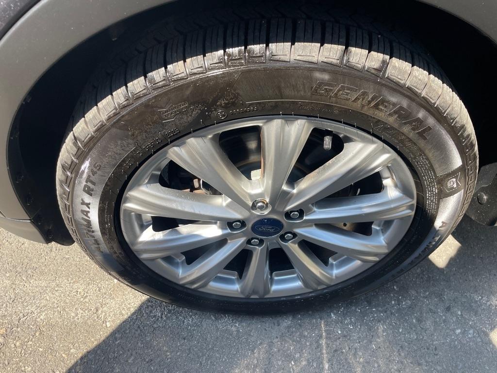 Ford Escape  2017
