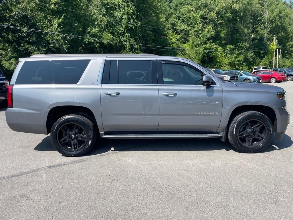 Chevrolet Suburban  2019