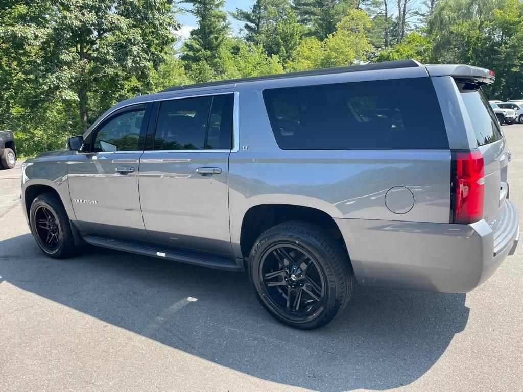 Chevrolet Suburban  2019