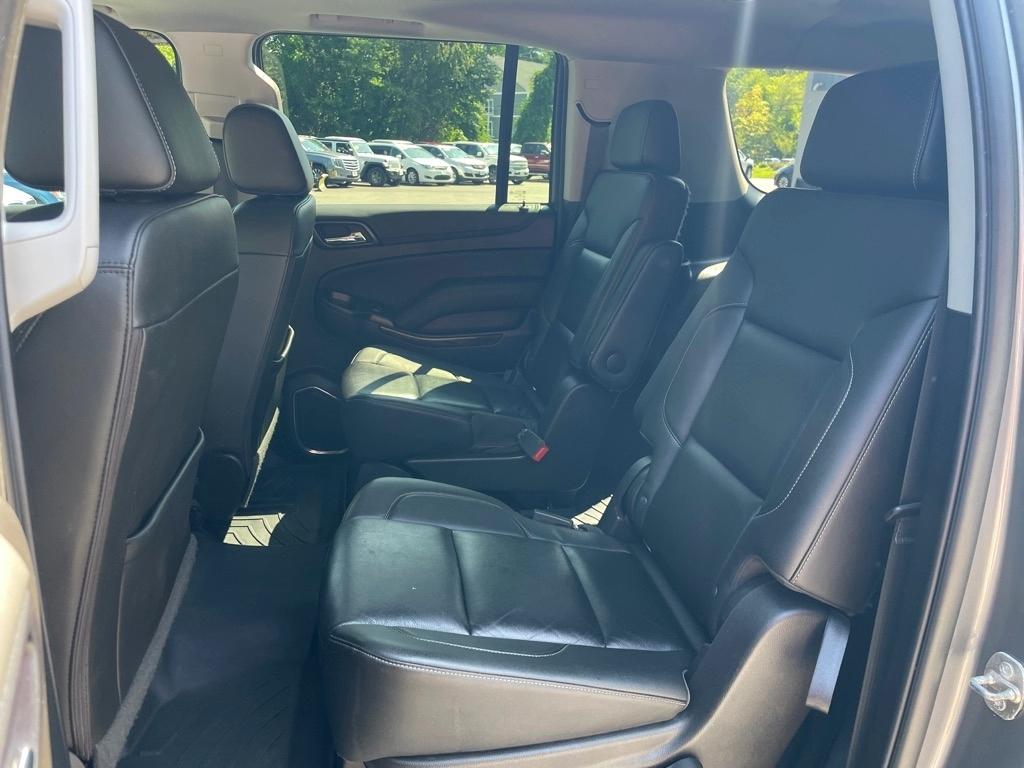 Chevrolet Suburban  2019