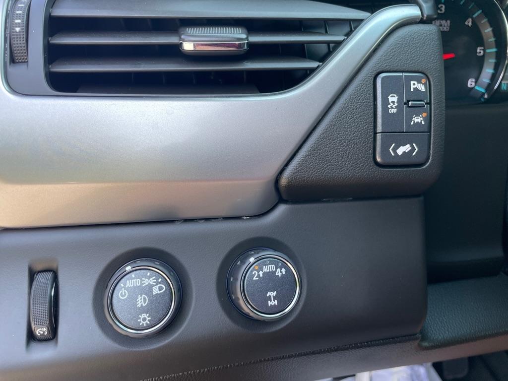 Chevrolet Suburban  2019
