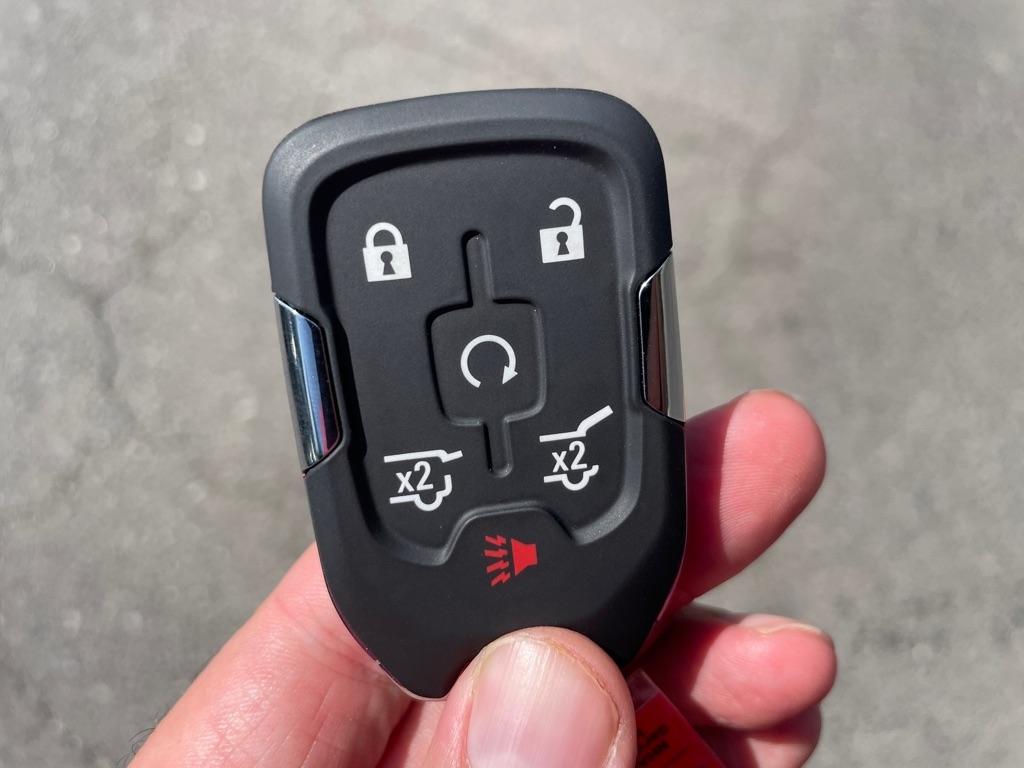 Chevrolet Suburban  2019