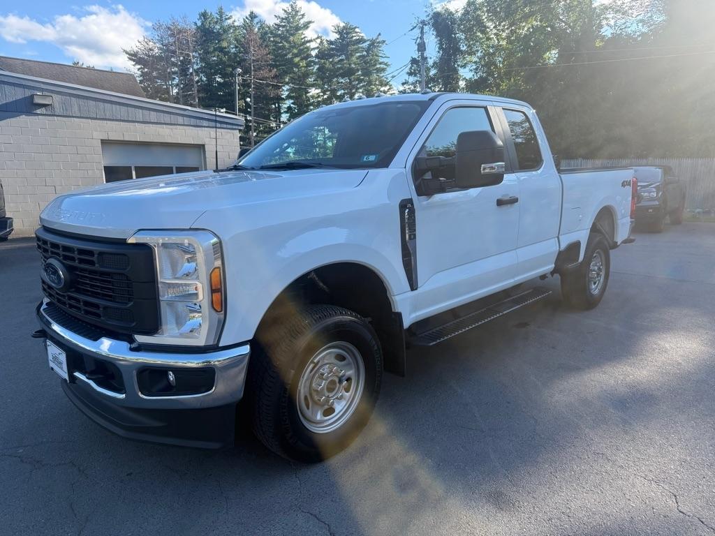 Ford Super Duty F-250 SRW  2024