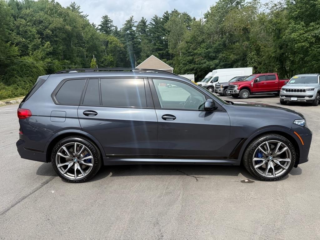 BMW X7  2021