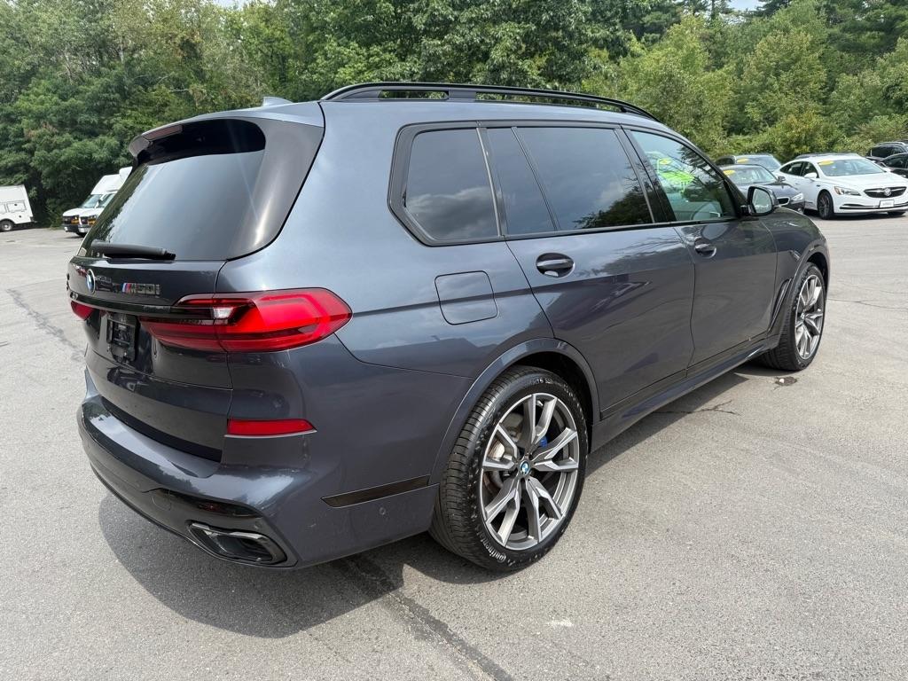 BMW X7  2021