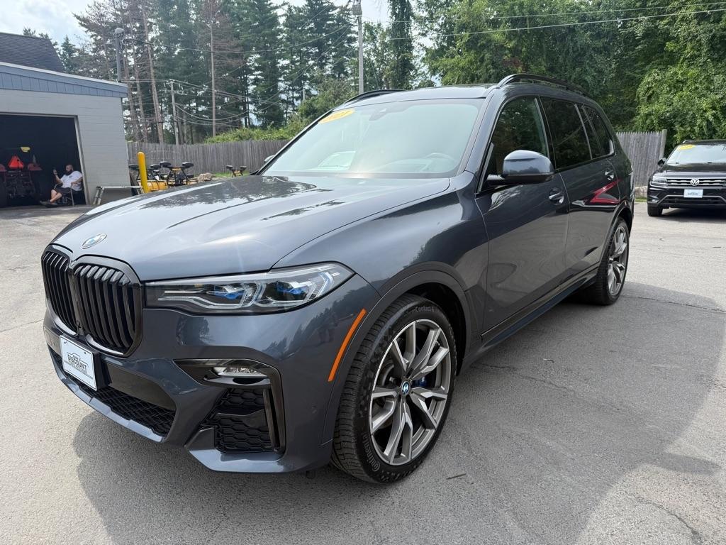 BMW X7  2021