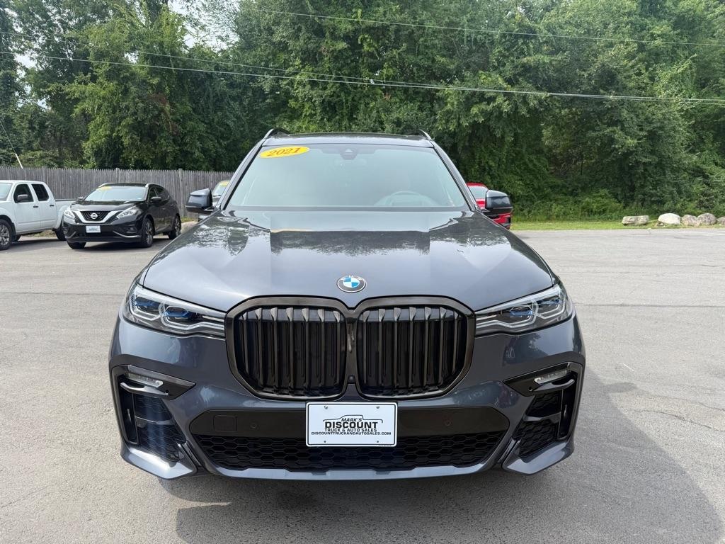 BMW X7  2021