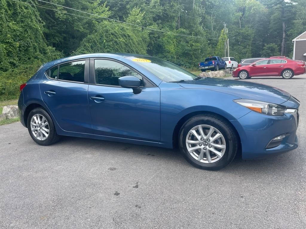 Mazda Mazda3 5-Door  2017