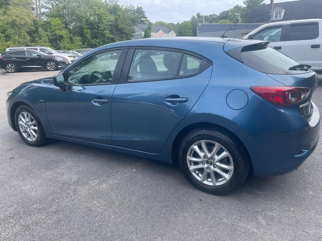 Mazda Mazda3 5-Door  2017