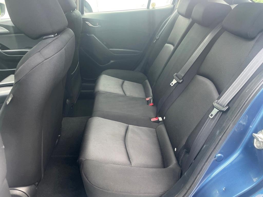 Mazda Mazda3 5-Door  2017