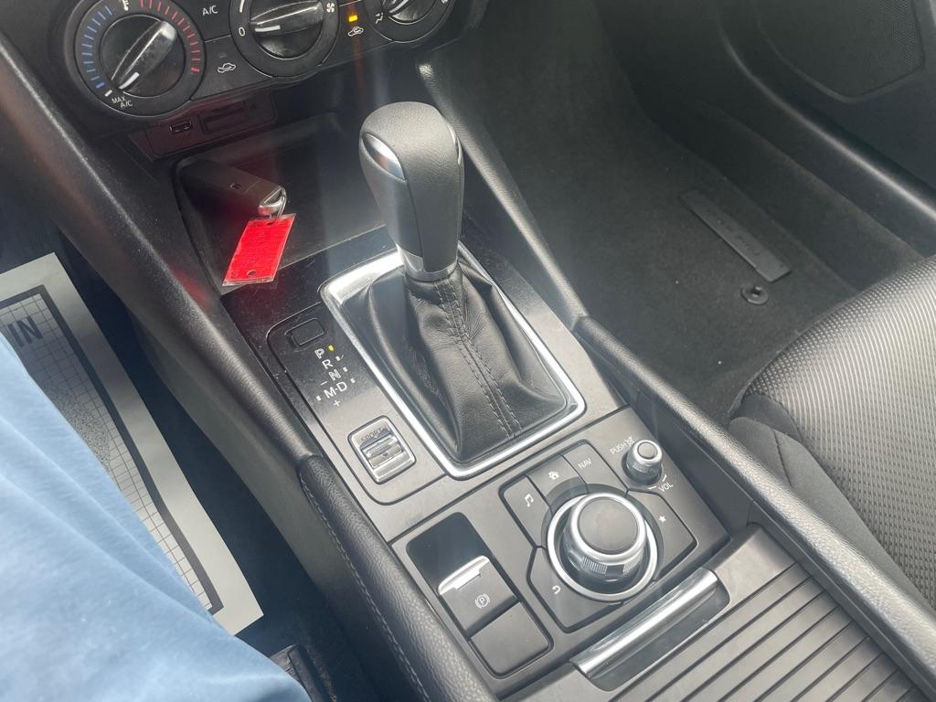 Mazda Mazda3 5-Door  2017