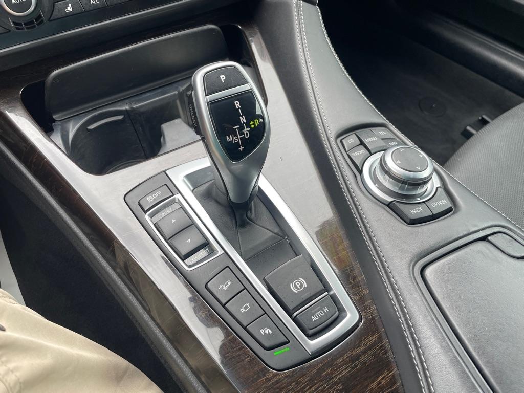 BMW 6 Series  2012