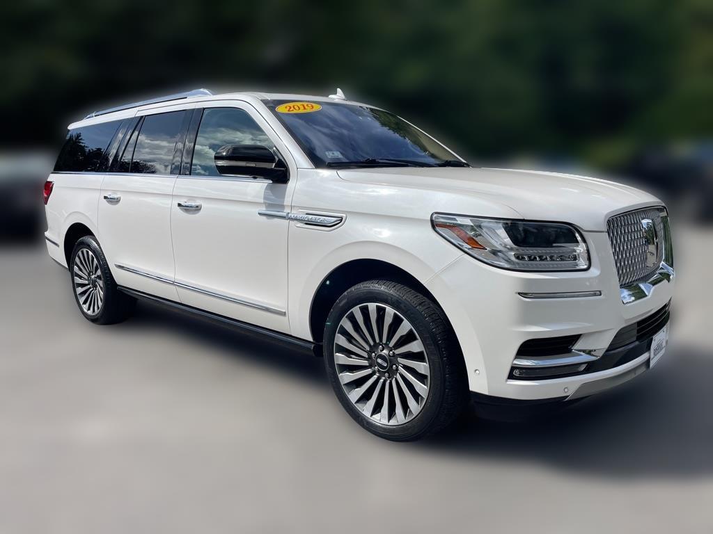 2019 Lincoln Navigator L RESERVE