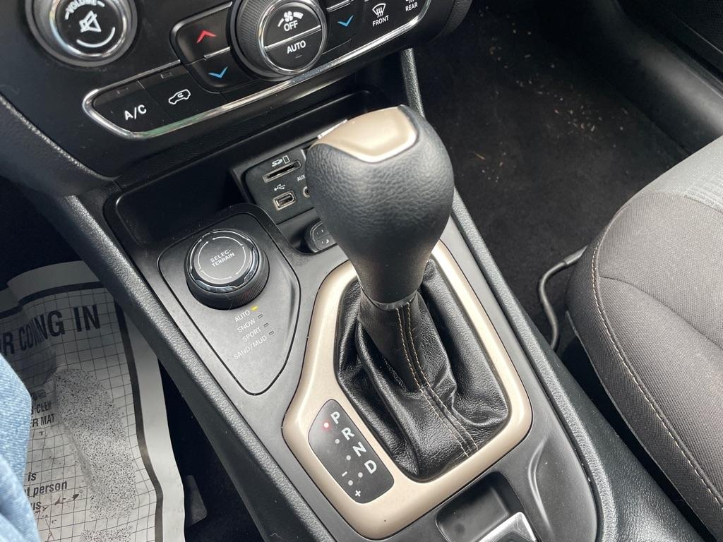 Jeep Cherokee  2016
