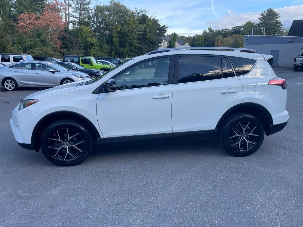 Toyota RAV4  2018