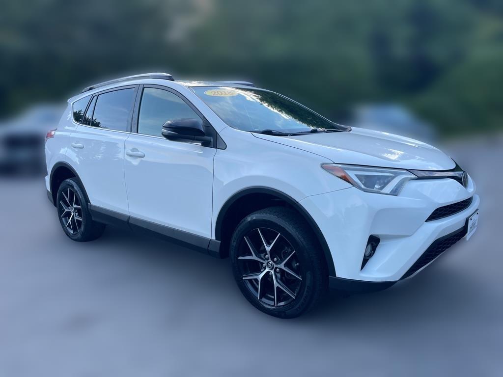 Toyota RAV4  2018