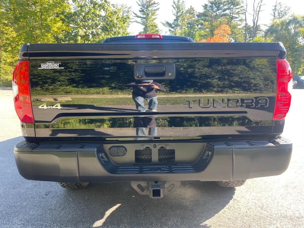 Toyota Tundra 4WD Truck  2014