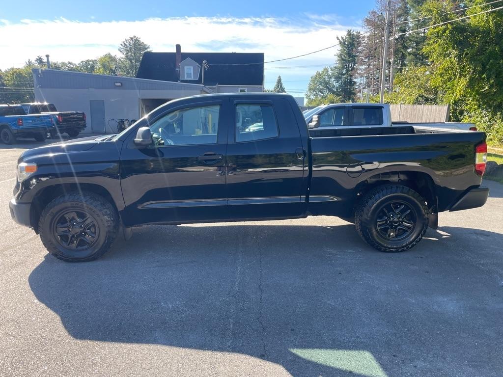 Toyota Tundra 4WD Truck  2014
