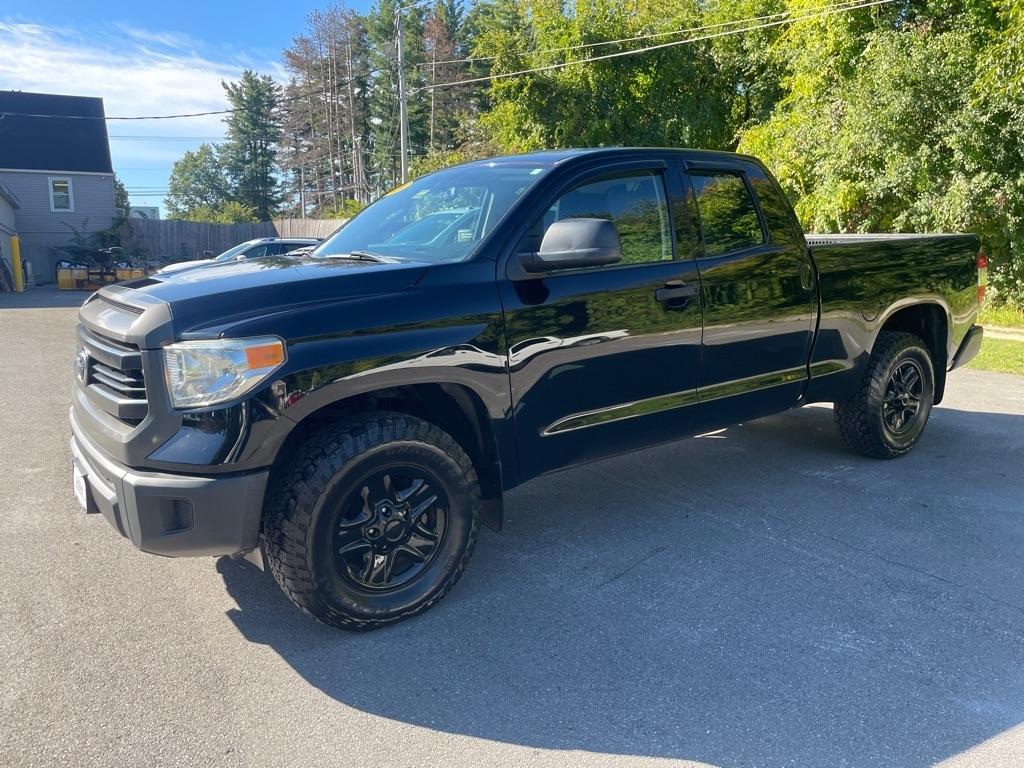 Toyota Tundra 4WD Truck  2014