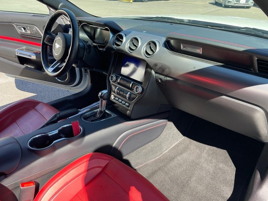 Ford Mustang  2019