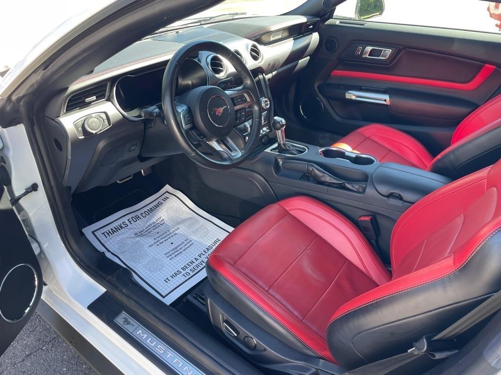 Ford Mustang  2019