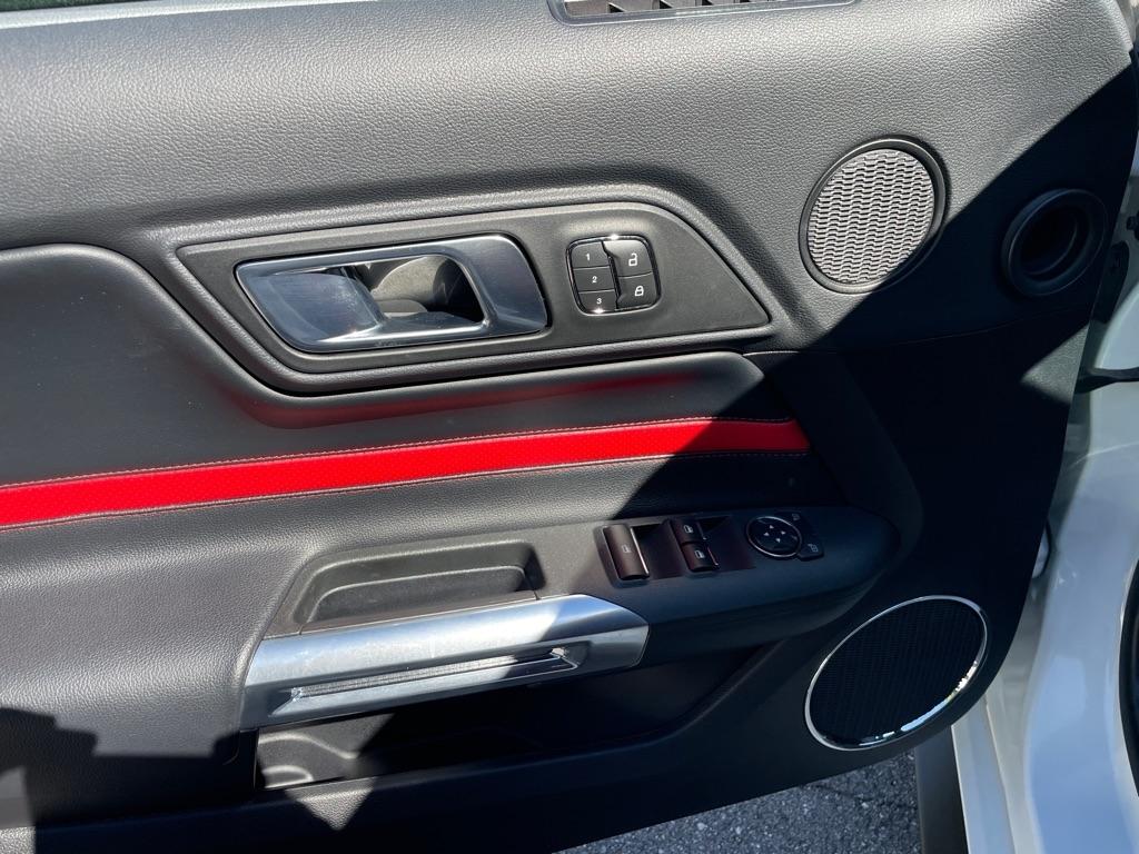 Ford Mustang  2019