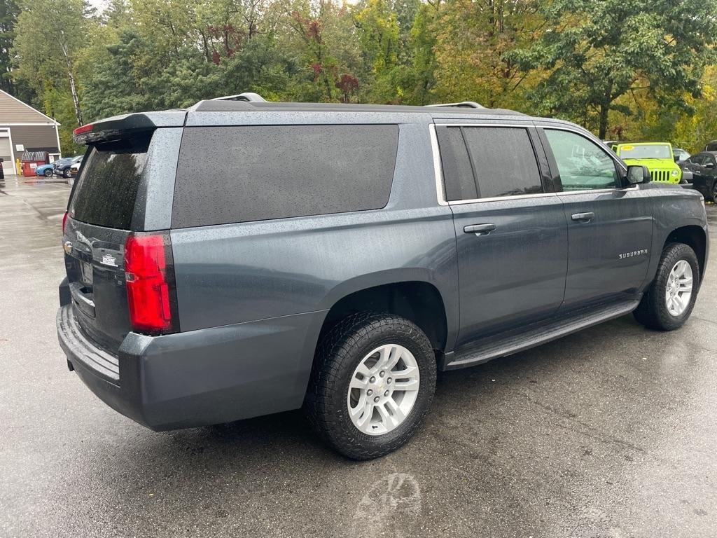 Chevrolet Suburban  2020