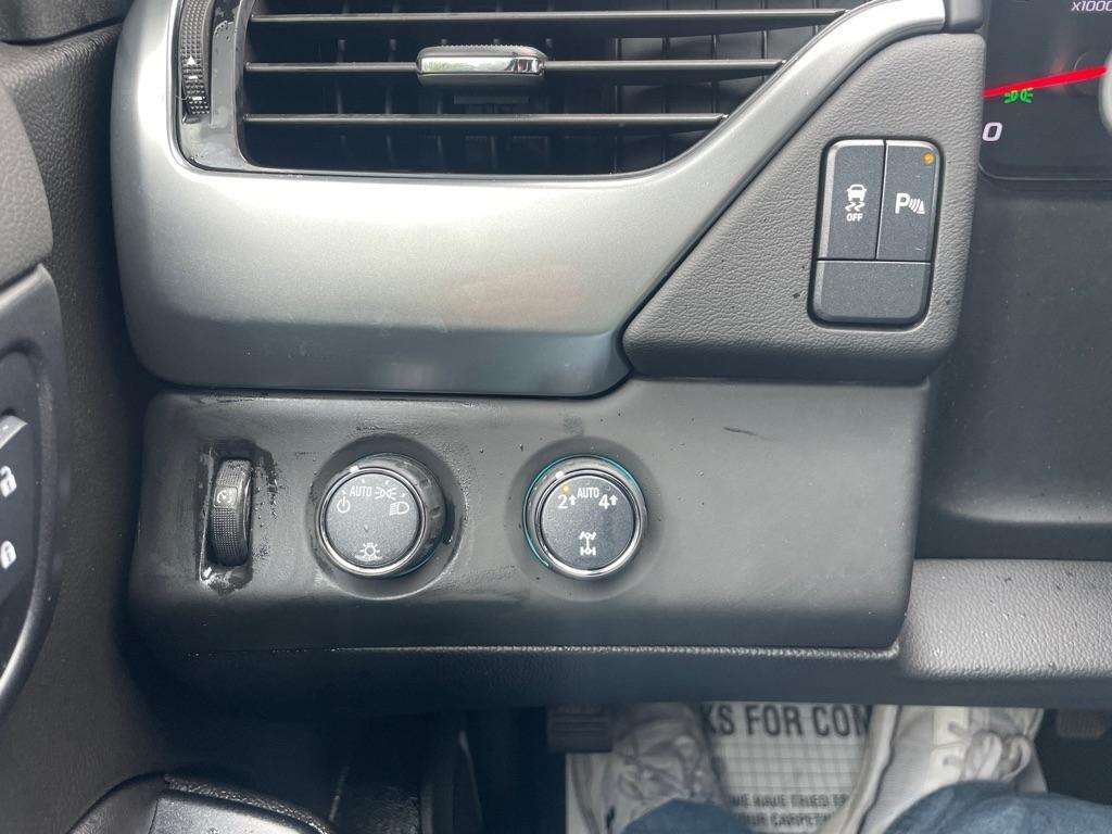 Chevrolet Suburban  2020