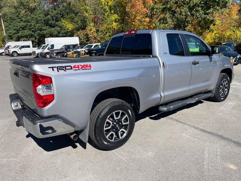 Toyota Tundra 4WD Truck  2014