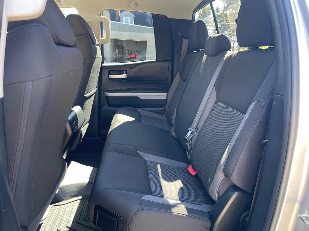 Toyota Tundra 4WD Truck  2014